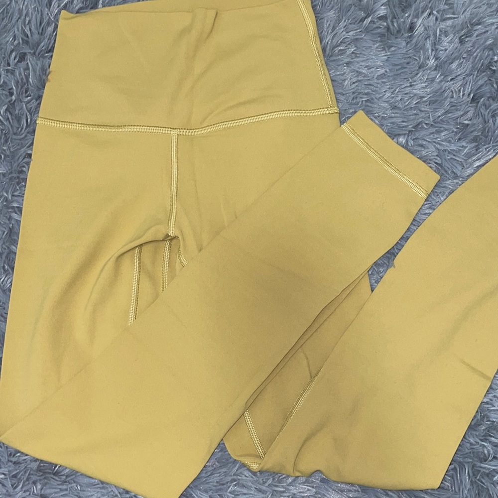 WORN ONCE LULULEMON ALIGN LEGGINGS!